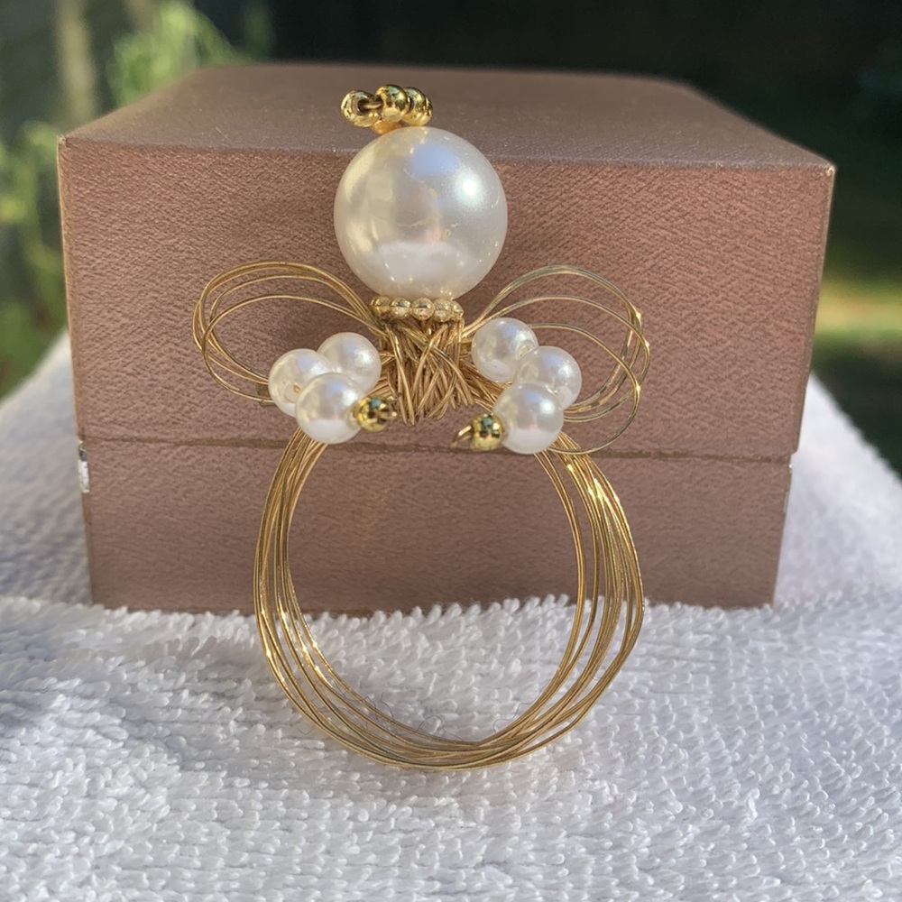 Wire Wrapped ANGEL PIN